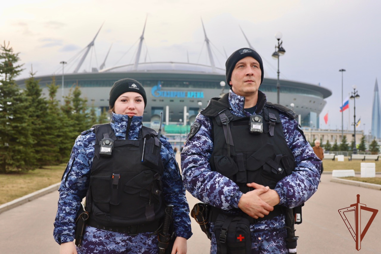 В Санкт-Петербурге росгвардейцы обеспечили безопасность футбольного матча между сборными России и Мали