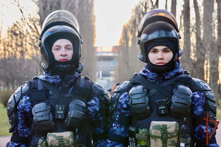 Безопасность матча Кубка России по футболу в Санкт-Петербурге обеспечили росгвардейцы