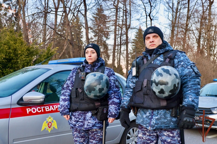 Безопасность матча Кубка России по футболу в Санкт-Петербурге обеспечили росгвардейцы