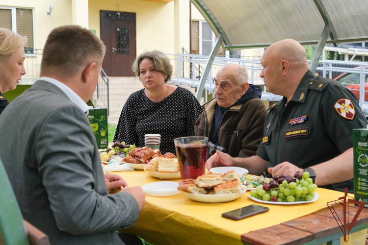 Росгвардейцы исполнили просьбу 103-летнего ветерана Великой Отечественной войны