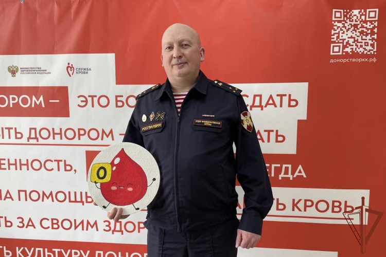 Росгвардейцы из Сыктывкара приняли участие в донорской акции накануне юбилея ведомства