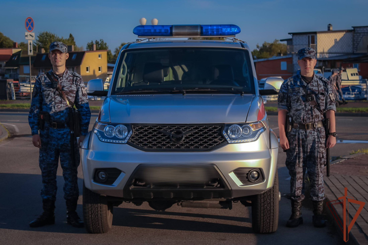 Росгвардейцы обеспечили безопасность матча Кубка России по футболу в Калининграде