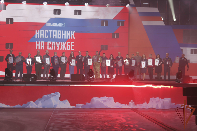 Военнослужащие и сотрудники Росгвардии вошли в число финалистов Всероссийского конкурса наставников «Быть, а не казаться» итоги которого подвели в Туле