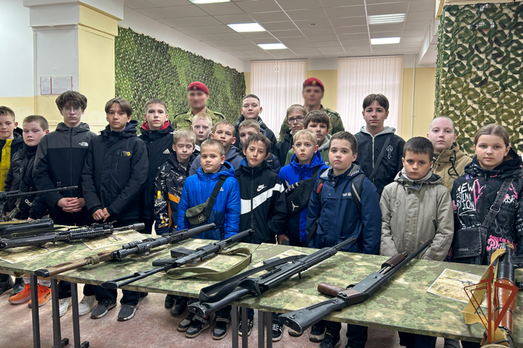 На Урале прошли торжественные мероприятия к 80-летию со дня образования воинских частей по охране важных государственных объектов