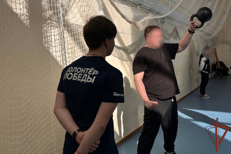 Семейный спортивный праздник, посвященный юбилею Росгвардии, прошел в Калуге