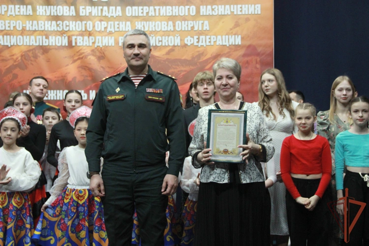 В Северо-Кавказском округе Росгвардии поздравили женщин с 8 марта