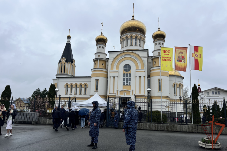 Росгвардия обеспечила безопасность проведения православного праздника Вербное воскресенье на Северном Кавказе