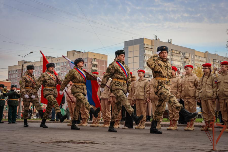 Росгвардейцы приняли участие в торжественном открытии Дома Юнармии в Петербурге