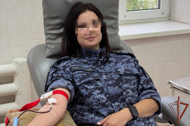 В Псковской области росгвардейцы приняли участие в ведомственной донорской акции «От сердца к сердцу»