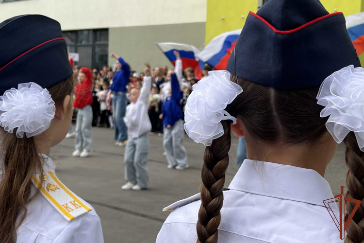 Кадетский класс Росгвардии открыт в школе Санкт-Петербурга