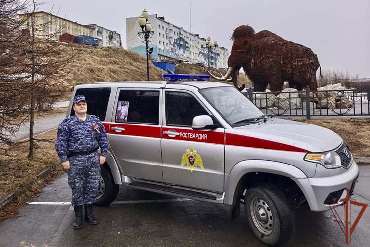 Росгвардейцы-дальневосточники приняли участие в автопробегах в честь Дня Победы