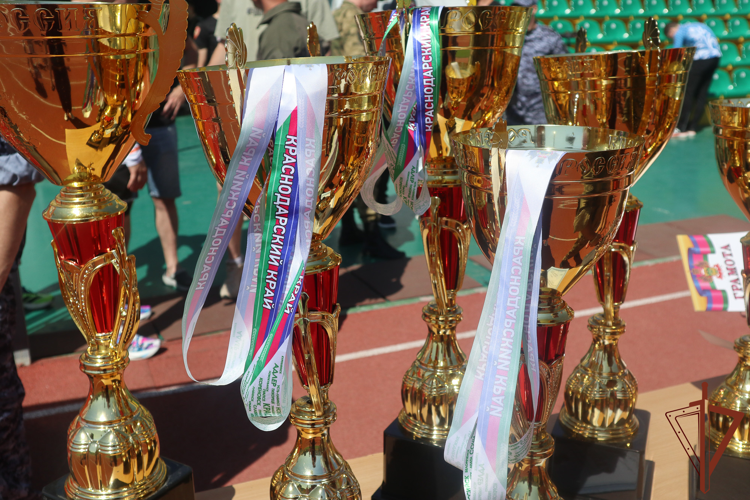 В Южном округе Росгвардии завершился чемпионат по военно-спортивному многоборью