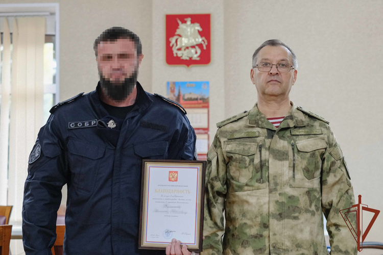 Генерал-полковник Александр Попов вручил государственные и ведомственные награды военнослужащим и сотрудникам Центрального округа Росгвардии