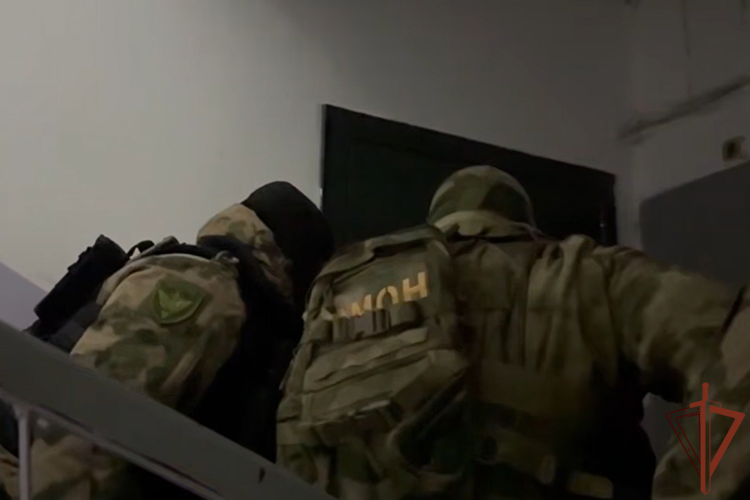 В Приморском крае при содействии спецподразделений Росгвардии пресечена незаконная игорная деятельность (видео)