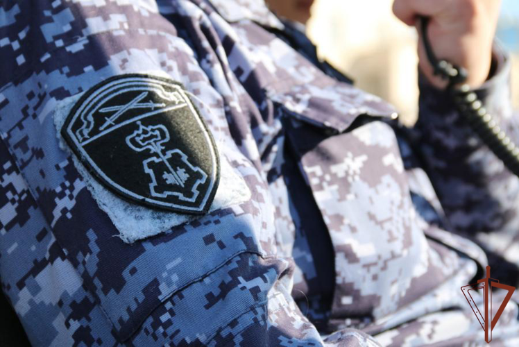 Сотрудники Росгвардии в Карелии оказали помощь гражданам, попавшим в ДТП