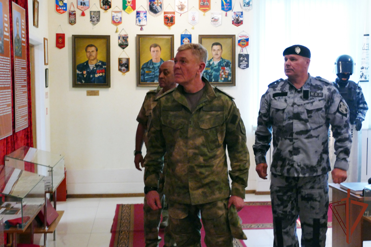 Генерал-полковник Владислав Ершов проверил служебно-боевую деятельность подразделений Сибирского ордена Жукова округа войск национальной гвардии Российской Федерации