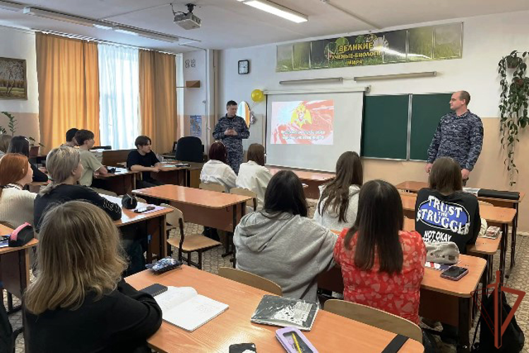 В регионах Сибири прошли патриотические, профориентационные и памятные мероприятия в честь юбилея Росгвардии