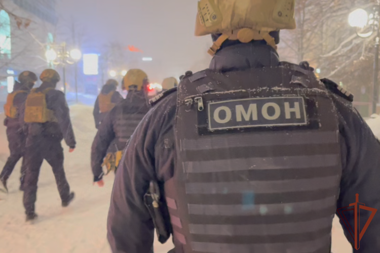 В Пензе при содействии Росгвардии прошли профилактические рейды в ночных заведениях (видео)