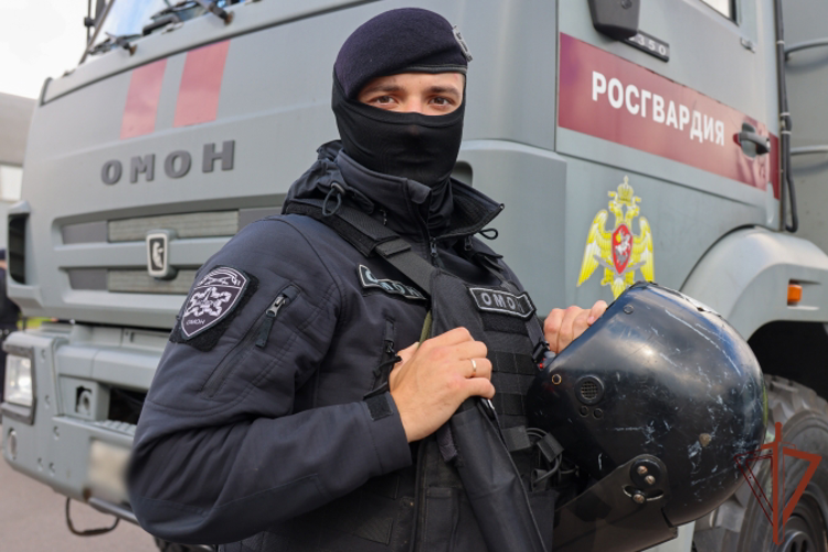 В Санкт-Петербурге росгвардейцы обеспечили правопорядок при проведении футбольного матча