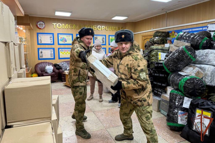 При содействии росгвардейцев из Томской области на Донбасс направлен гуманитарный груз
