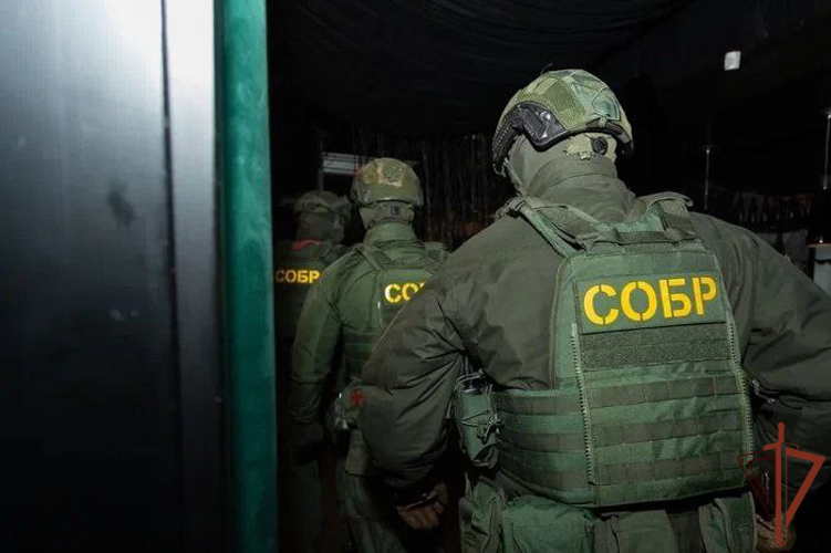 При содействии СОБР Росгвардии в Приангарье задержали руководителя ресурсоснабжающего предприятия, подозреваемого в мошенничестве (видео)