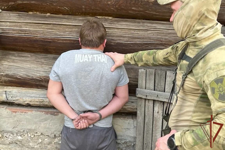 При силовой поддержке спецназа Росгвардии ликвидирована крупная лаборатория по производству наркотиков в Самарской области (видео)