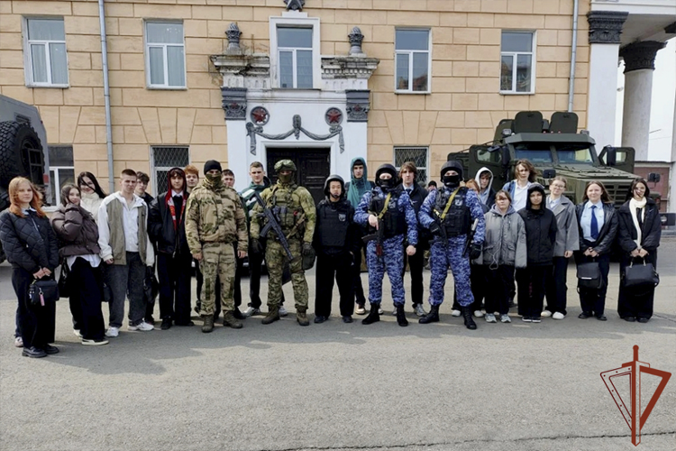 В Восточном округе Росгвардии прошли мероприятия, приуроченные к юбилею войск