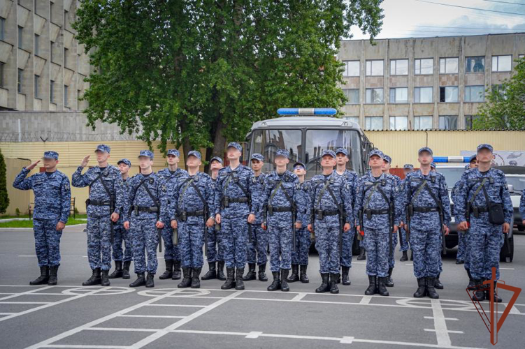 В Санкт-Петербурге росгвардейцы задержали находившегося в федеральном розыске калининградца