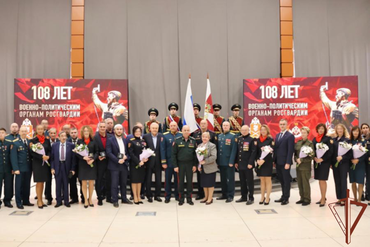Годовщину формирования военно-политических (политических) органов Росгвардии отметили в Санкт-Петербурге