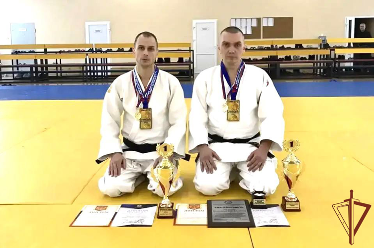 Росгвардеец из Томска завоевал «золото» на чемпионате Сибири по дзюдо (КАТА)