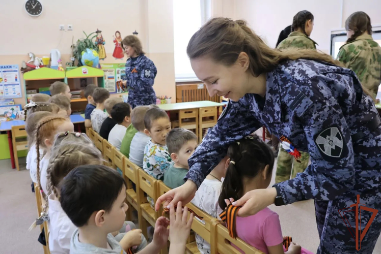 Патриотические мероприятия по случаю 81-й годовщины Победы в Великой Отечественной войне провели росгвардейцы в Сибири