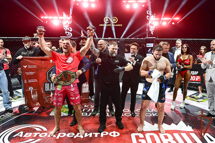 Военнослужащий Росгвардии успешно защитил чемпионский титул на престижном международном турнире по панкратиону