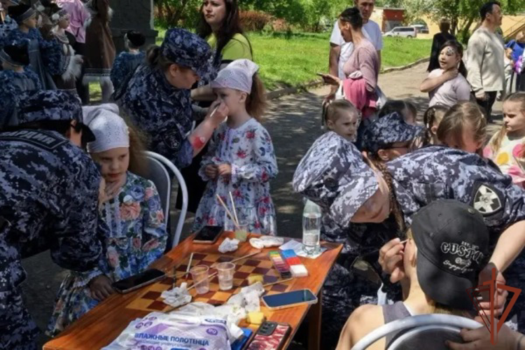 В регионах Сибири стартовала ведомственная акция «Каникулы с Росгвардией»
