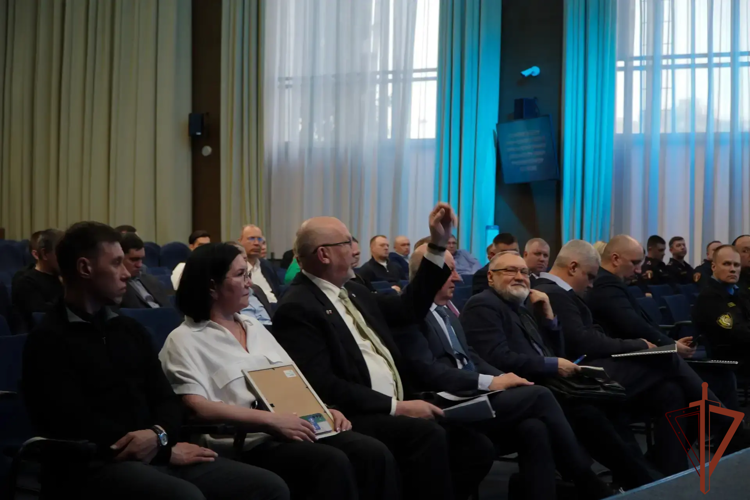 Заседание Координационного совета при столичном главке Росгвардии по вопросам обеспечения безопасности объектов образования прошло в Москве