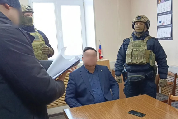 В Уфе при содействии спецназа Росгвардии задержан высокопоставленный чиновник по подозрению в коррупции (видео)