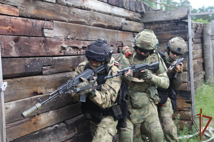 В Самарской области завершился учебно-методический сбор специалистов ОМОН Приволжского округа Росгвардии