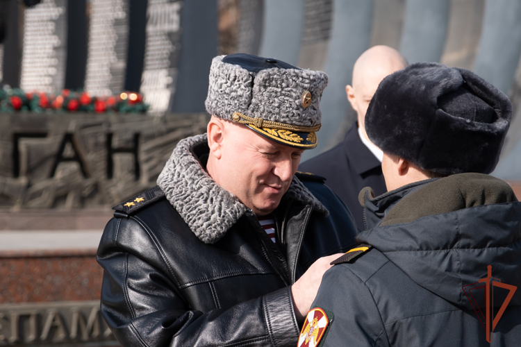 В Уральском округе Росгвардии отметили 10-летие ведомства и 215-ю годовщину войск правопорядка