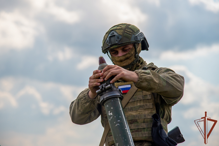 В Уральском округе Росгвардии подвели итоги конкурса офицеров-артиллеристов