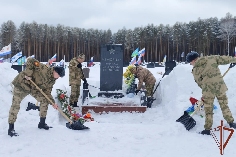 В регионах Сибири прошли патриотические, профориентационные и памятные мероприятия в честь юбилея Росгвардии