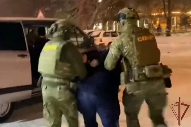 В Красноярском крае сотрудники СОБР Росгвардии задержали подозреваемого в коммерческом подкупе
