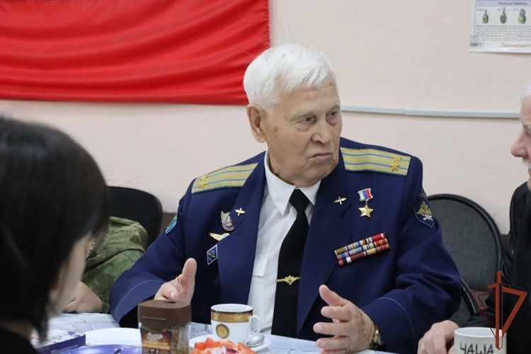 Более 7,5 тысяч юных уральцев стали участниками «Каникул с  Росгвардией» этим летом