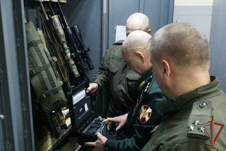 Командующий Северо-Западным округом Росгвардии проверил организацию служебно-боевой деятельности подразделений в Карелии