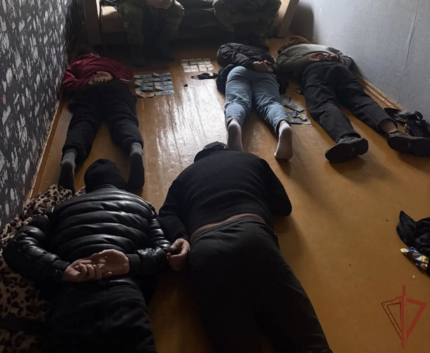В Самарской области СОБР Росгвардии задержал подозреваемых в разбойном нападении на пенсионеров