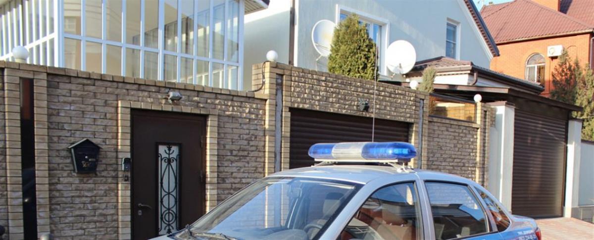 Сотрудники вневедомственной охраны Федеральной службы войск национальной гвардии РФ рекомендуют не оставлять свои дачи без присмотра