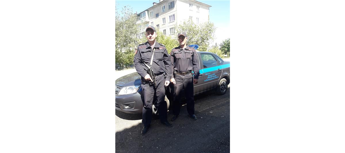 В Волгоградской области росгвардейцы задержали подозреваемых в кражах и грабеже