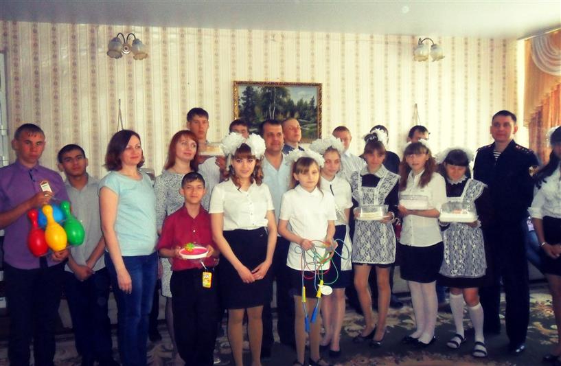 Сотрудники вневедомственной охраны Отдела Росгвардии по Курганской области навестили детей-сирот