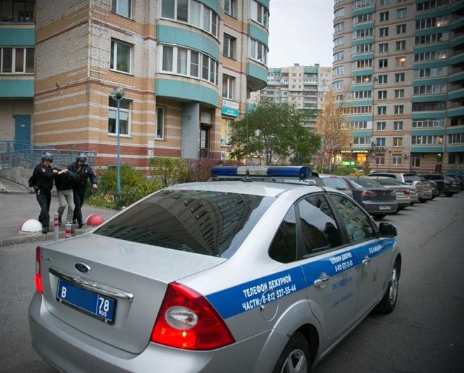 Росгвардейцы задержали в Санкт-Петербурге двух квартирных воров-рецидивистов 