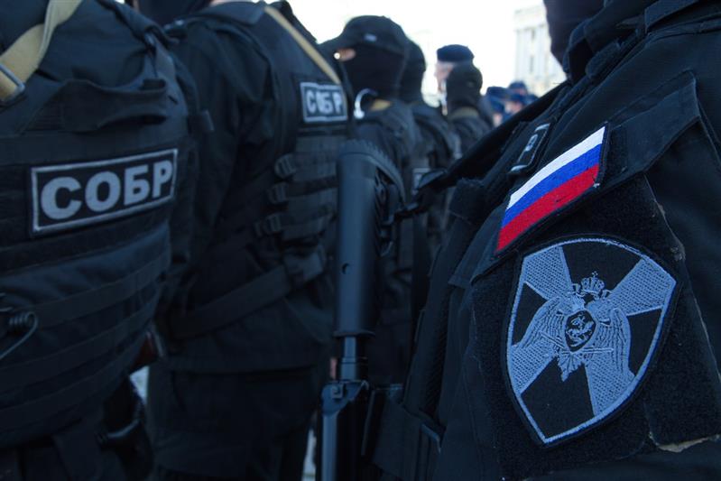 Петербургский СОБР оказал содействие полиции в задержании гражданина, находившегося в межгосударственном розыске