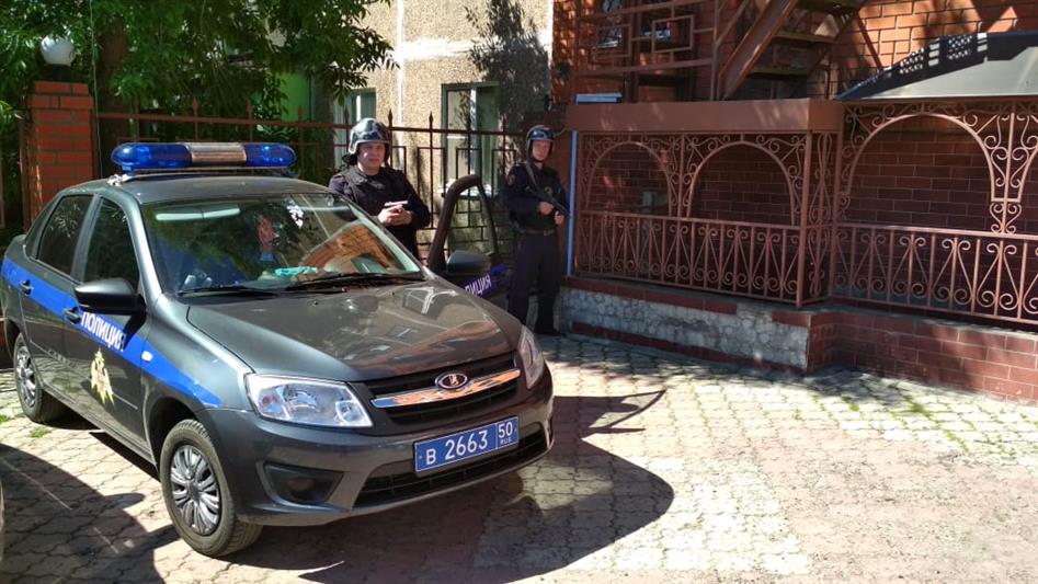 В Подмосковье сотрудники Росгвардии задержали подозреваемых в распространении наркотиков, магазинной краже, автоугоне и умышленной порче чужого имущества