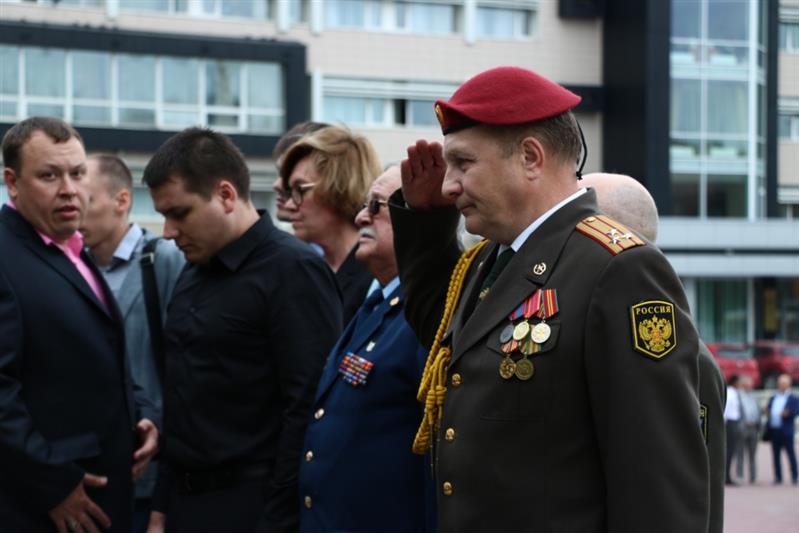 Военнослужащие и сотрудники Уральского округа Росгвардии  стали лауреатами Всероссийской премии "Офицеры России" 